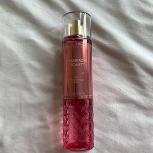 Bath & Body Works Sparkling Berries Mist - 90%